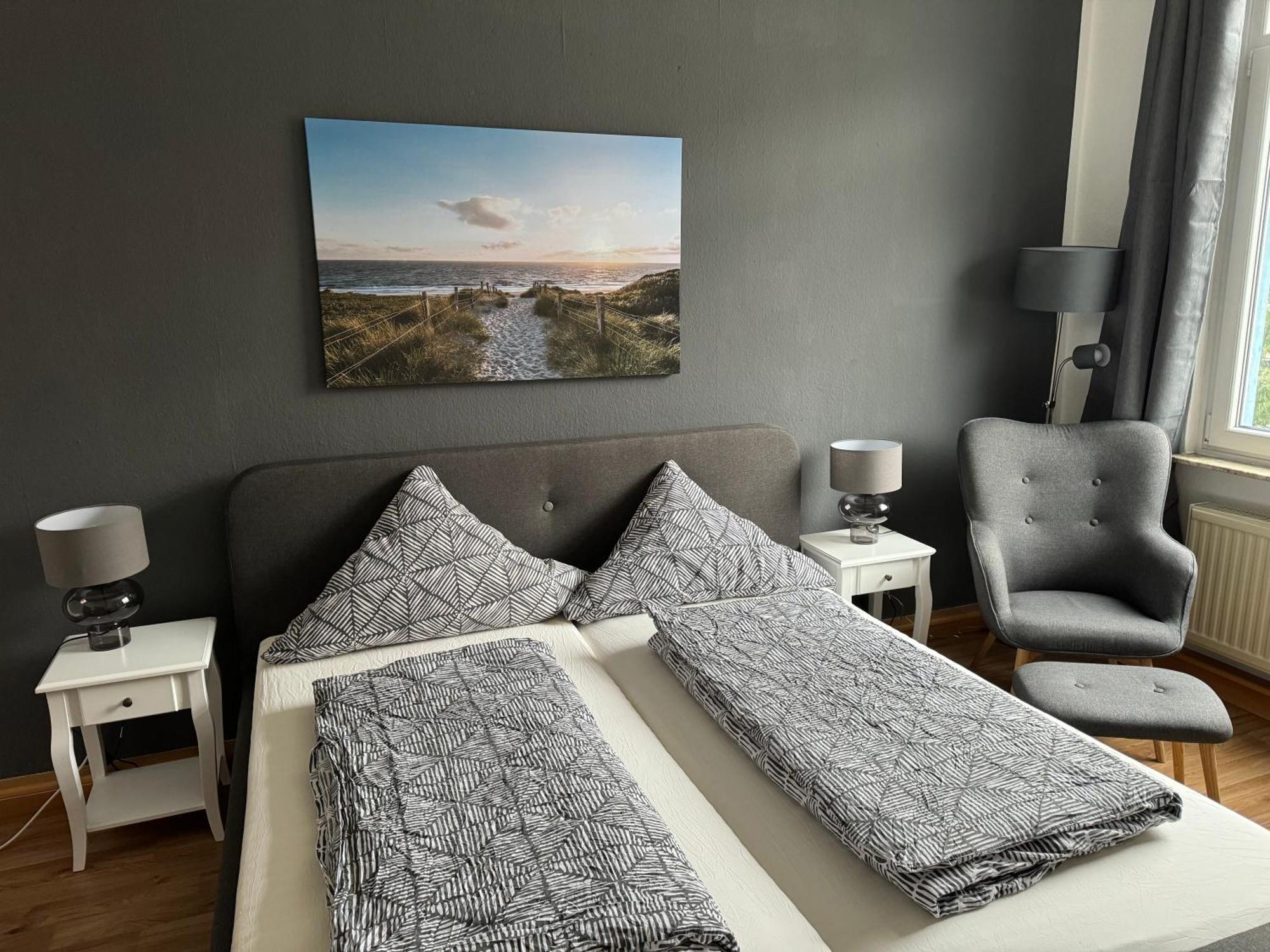 Rb City Apartments Emden Am Wall 2 ภายนอก รูปภาพ